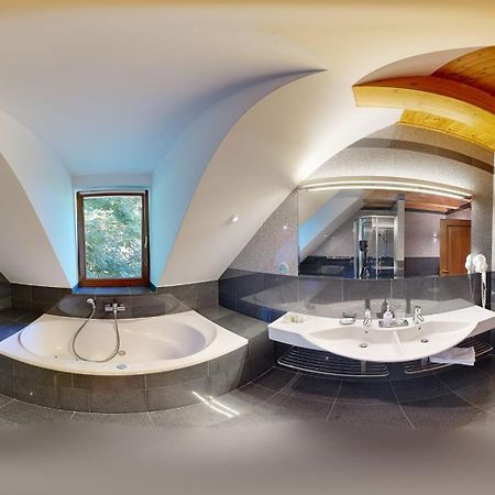 Hotel Hradna Brana Bratislava Luaran gambar